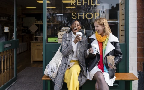 FREUNDSCHAFTEN PFLEGEN TROTZ ALLTAGSSTRESS